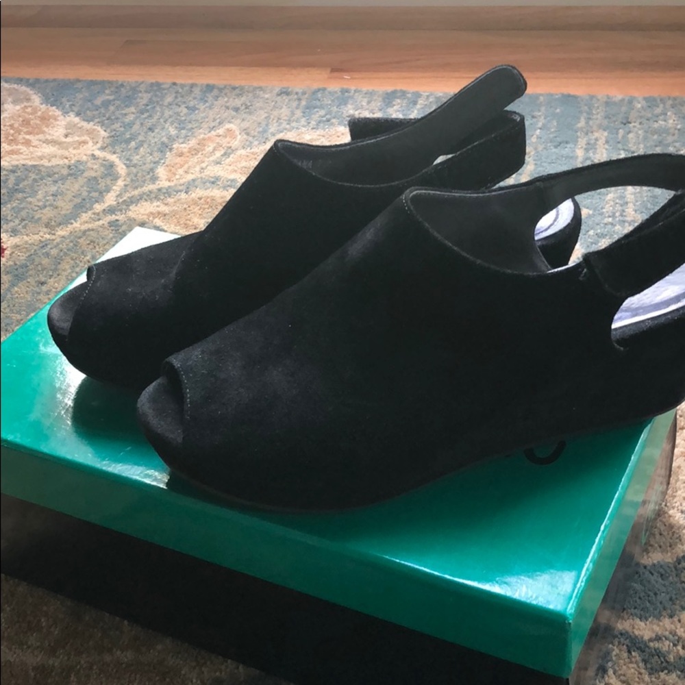 Chocolat Blu Black Wedge, 7.5 M